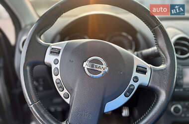 Внедорожник / Кроссовер Nissan Qashqai 2011 в 