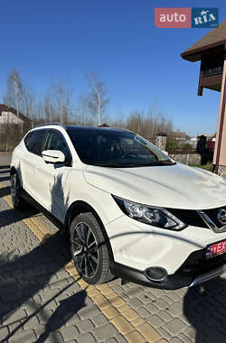 Внедорожник / Кроссовер Nissan Qashqai 2015 в Луцке