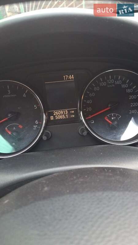 Внедорожник / Кроссовер Nissan Qashqai 2010 в Луцке фото 12 Внедорожник / Кроссовер Nissan Qashqai 2010 в Луцке