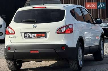 Внедорожник / Кроссовер Nissan Qashqai 2012 в 