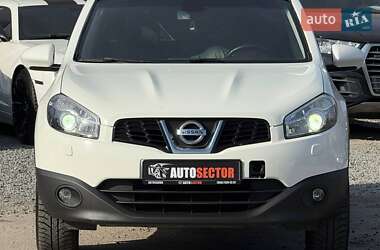 Внедорожник / Кроссовер Nissan Qashqai 2012 в 