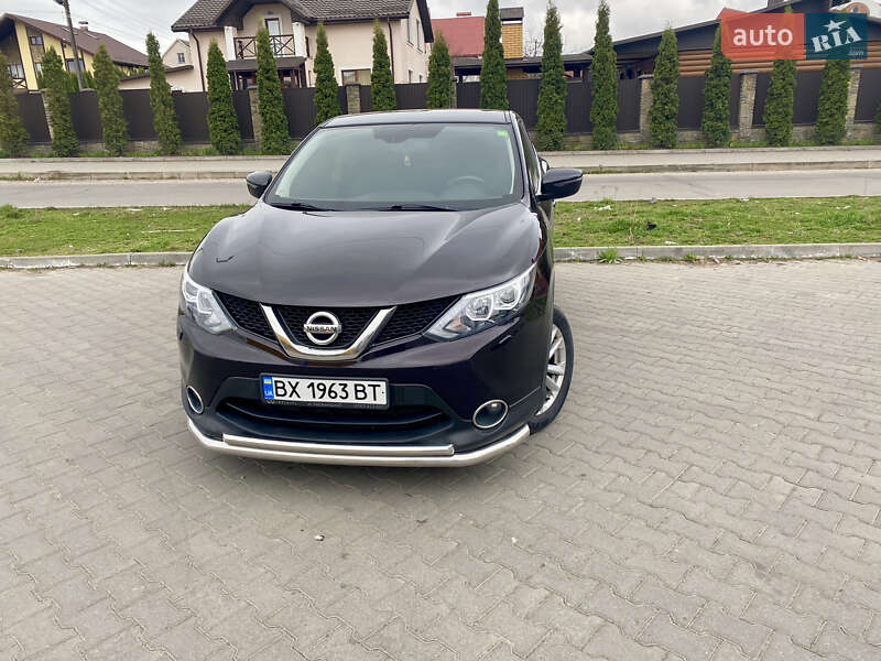 Позашляховик / Кросовер Nissan Qashqai 2015 в Хмельницькому