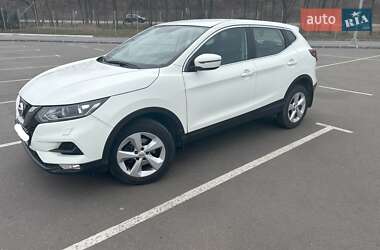 Внедорожник / Кроссовер Nissan Qashqai 2017 в 