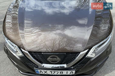 Позашляховик / Кросовер Nissan Qashqai 2017 в 