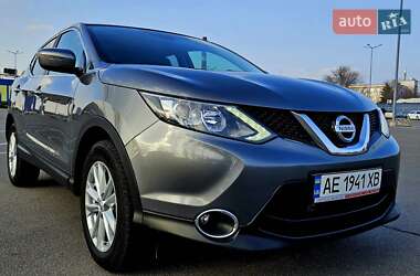 Внедорожник / Кроссовер Nissan Qashqai 2015 в Днепре