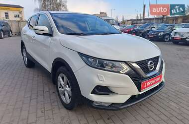 Внедорожник / Кроссовер Nissan Qashqai 2018 в 