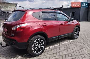 Внедорожник / Кроссовер Nissan Qashqai 2013 в 
