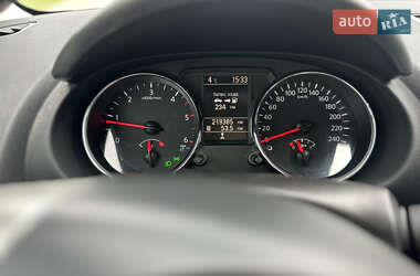 Внедорожник / Кроссовер Nissan Qashqai 2011 в 