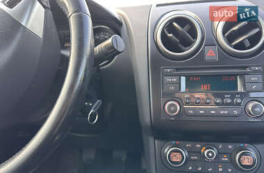 Внедорожник / Кроссовер Nissan Qashqai 2011 в 