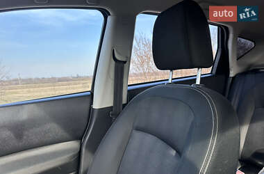 Внедорожник / Кроссовер Nissan Qashqai 2011 в 
