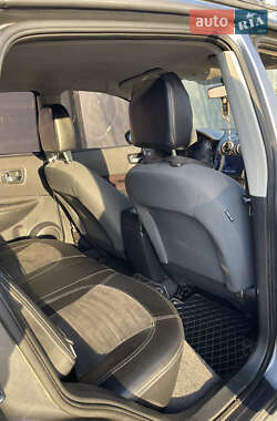 Внедорожник / Кроссовер Nissan Qashqai 2012 в 