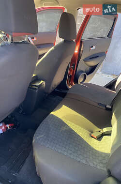Внедорожник / Кроссовер Nissan Qashqai 2007 в 