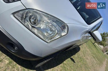 Внедорожник / Кроссовер Nissan Qashqai 2008 в 