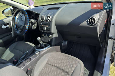 Внедорожник / Кроссовер Nissan Qashqai 2008 в 