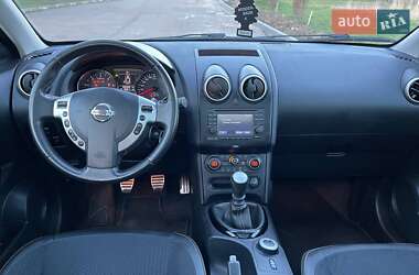 Внедорожник / Кроссовер Nissan Qashqai 2013 в 