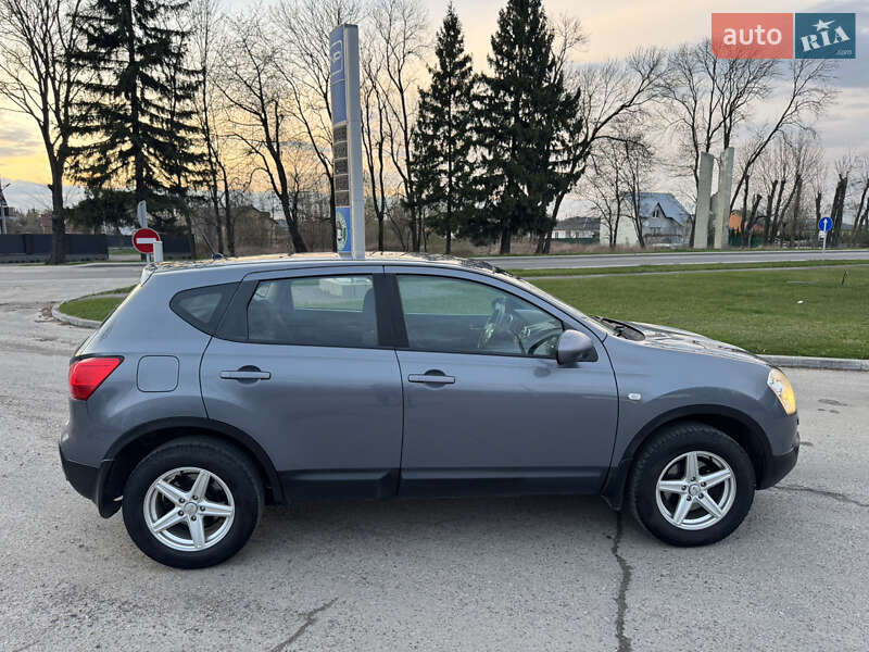 Внедорожник / Кроссовер Nissan Qashqai 2009 в Самборе