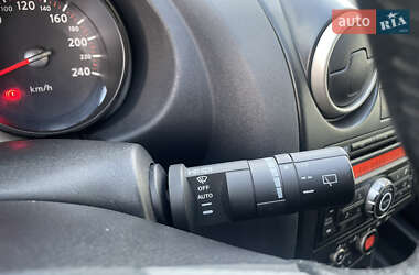 Внедорожник / Кроссовер Nissan Qashqai 2008 в 