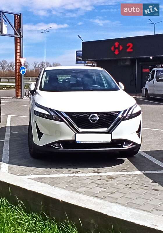 Внедорожник / Кроссовер Nissan Qashqai 2022 в 