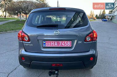 Позашляховик / Кросовер Nissan Qashqai 2010 в 