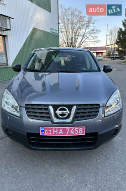 Позашляховик / Кросовер Nissan Qashqai 2010 в 