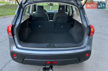 Позашляховик / Кросовер Nissan Qashqai 2010 в 