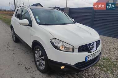 Внедорожник / Кроссовер Nissan Qashqai 2010 в 