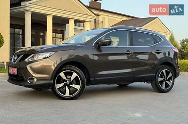 Внедорожник / Кроссовер Nissan Qashqai 2016 в 