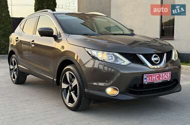 Внедорожник / Кроссовер Nissan Qashqai 2016 в 