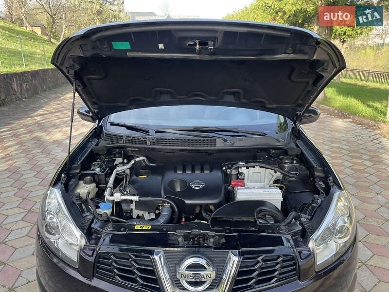 Позашляховик / Кросовер Nissan Qashqai 2010 в Коломиї