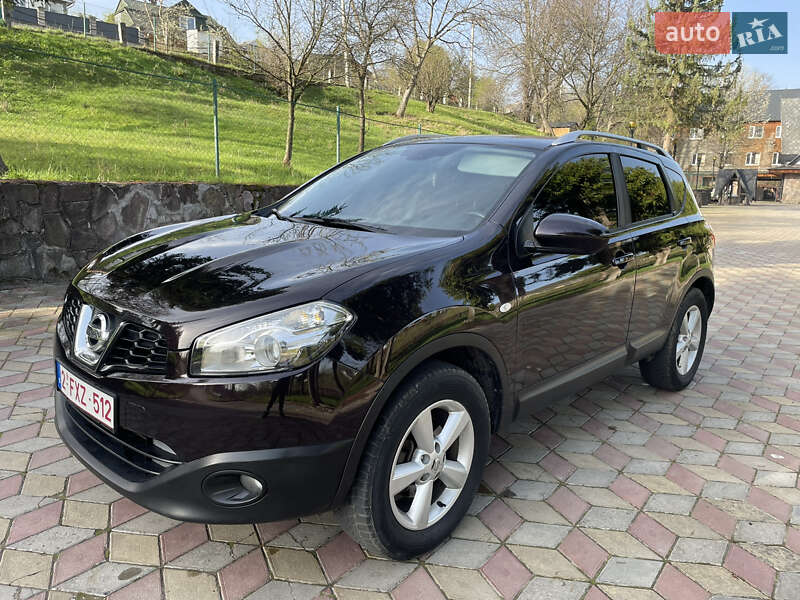 Позашляховик / Кросовер Nissan Qashqai 2010 в Коломиї