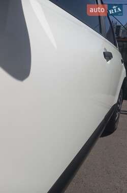 Внедорожник / Кроссовер Nissan Qashqai 2012 в 