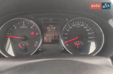 Позашляховик / Кросовер Nissan Qashqai 2011 в 