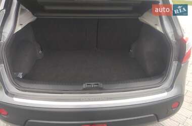Позашляховик / Кросовер Nissan Qashqai 2011 в 