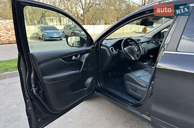 Внедорожник / Кроссовер Nissan Qashqai 2015 в 