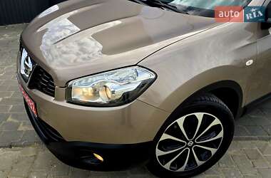 Внедорожник / Кроссовер Nissan Qashqai 2013 в 