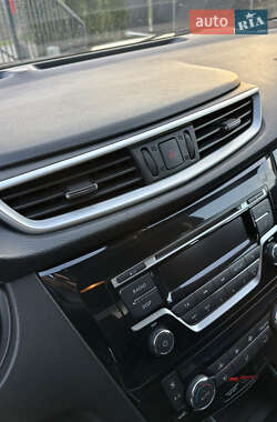 Внедорожник / Кроссовер Nissan Qashqai 2014 в 