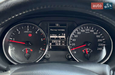 Внедорожник / Кроссовер Nissan Qashqai 2012 в 