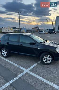 Позашляховик / Кросовер Nissan Qashqai 2008 в 