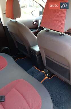Позашляховик / Кросовер Nissan Qashqai 2008 в 