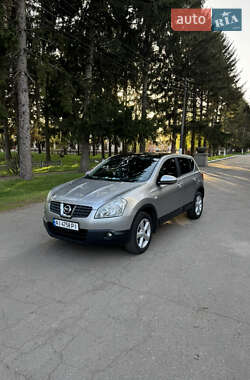 Внедорожник / Кроссовер Nissan Qashqai 2008 в 