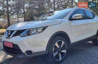 Внедорожник / Кроссовер Nissan Qashqai 2017 в 