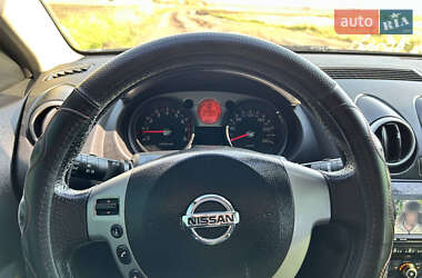 Внедорожник / Кроссовер Nissan Qashqai 2007 в 