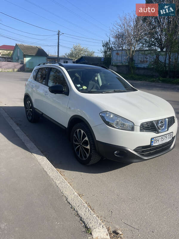 Внедорожник / Кроссовер Nissan Qashqai 2013 в Одессе