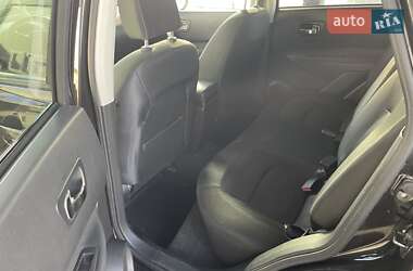 Внедорожник / Кроссовер Nissan Qashqai 2012 в 