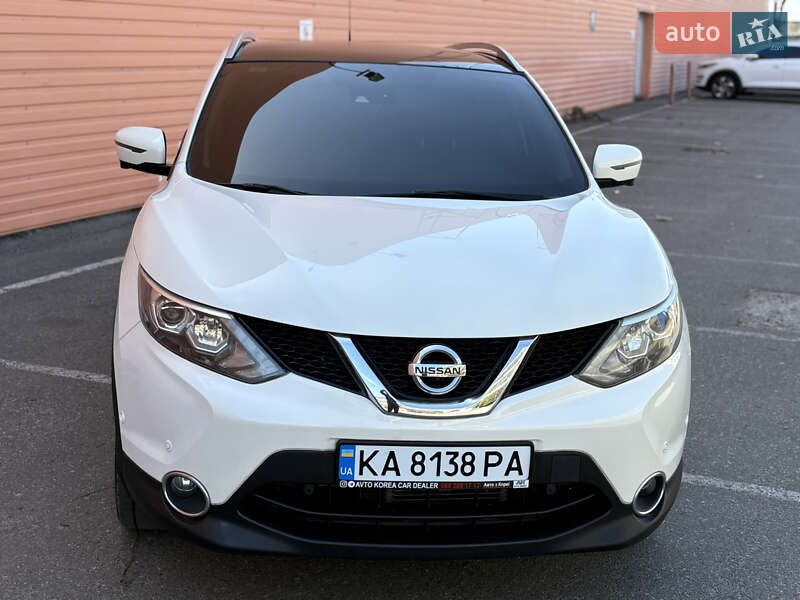 Внедорожник / Кроссовер Nissan Qashqai 2015 в Киеве
