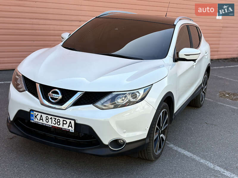 Внедорожник / Кроссовер Nissan Qashqai 2015 в Киеве