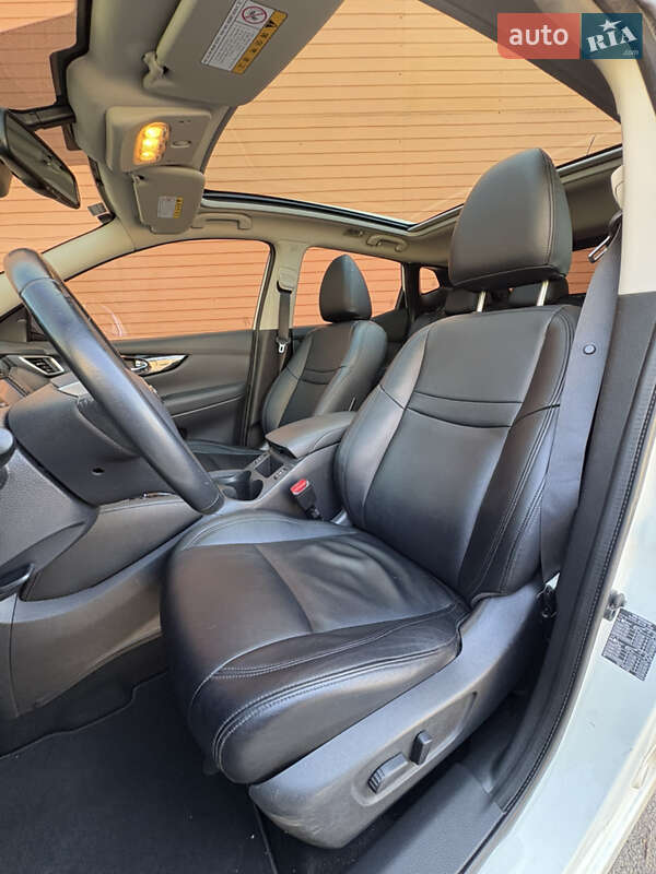 Внедорожник / Кроссовер Nissan Qashqai 2015 в Киеве