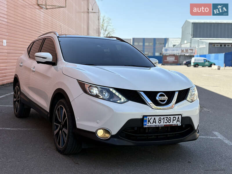 Внедорожник / Кроссовер Nissan Qashqai 2015 в Киеве