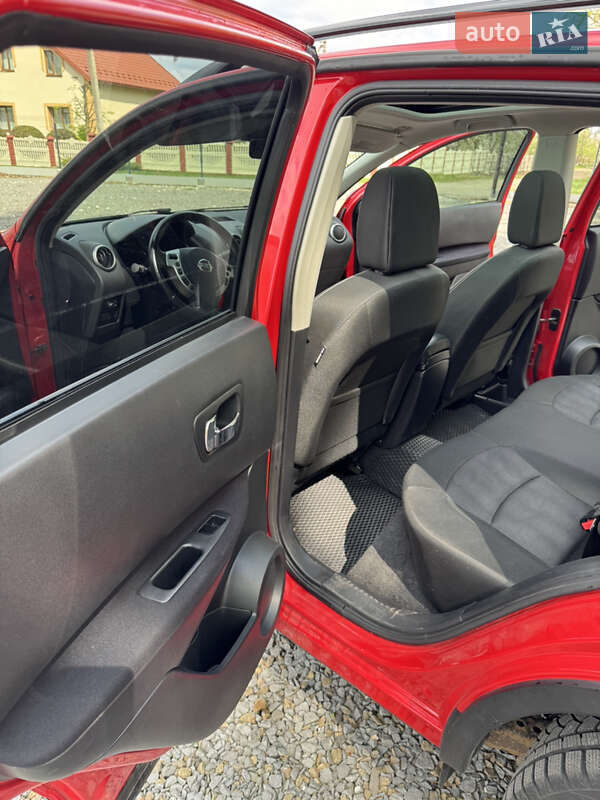 Позашляховик / Кросовер Nissan Qashqai 2012 в Самборі