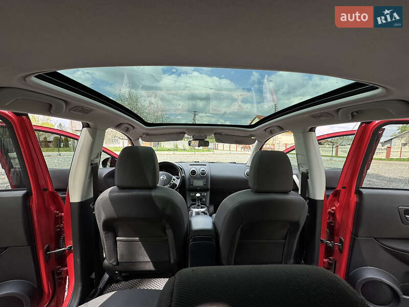 Позашляховик / Кросовер Nissan Qashqai 2012 в Самборі